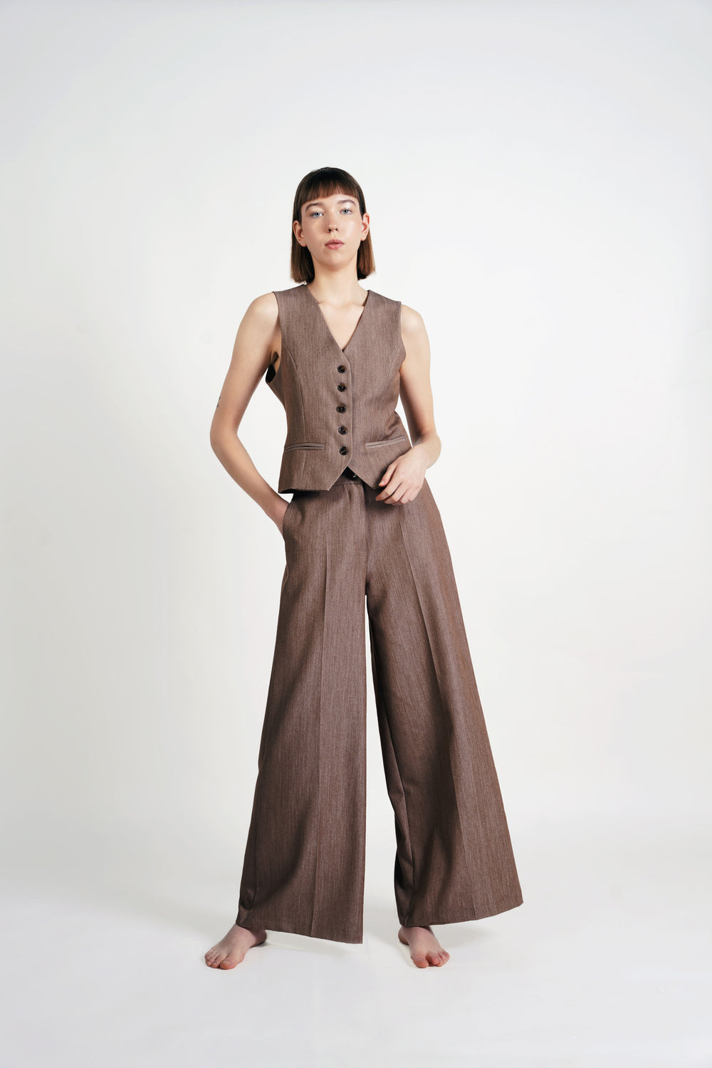 Mid-rise wide-leg trousers